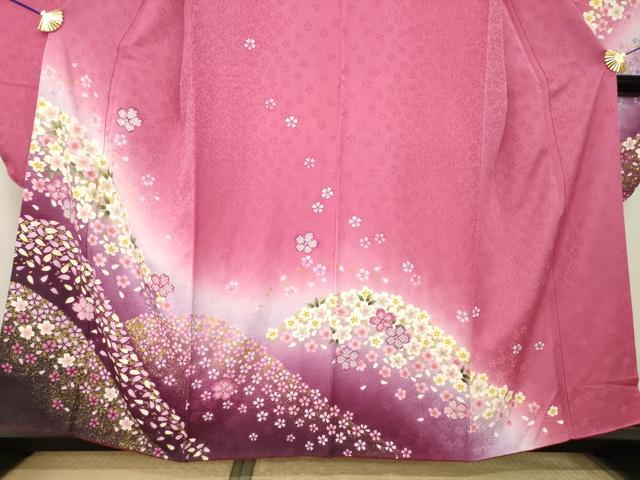 平和屋着物●豪華振袖 舞桜 金彩 正絹 逸品 AABL3604ck