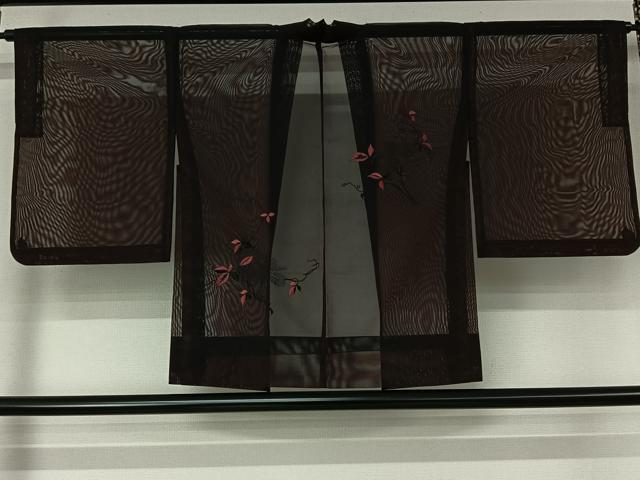 平和屋着物▽羽織 スリーシーズン 春夏秋 塵除け 草花文 黒地 正絹 逸品 AABL3808jh