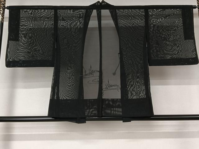 平和屋着物▽羽織 スリーシーズン 春夏秋 塵除け 紗 流水草葉文 黒地 正絹 逸品 AABL3823jh