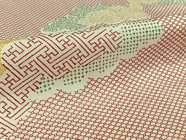 平和屋着物▽本場染大島紬 単衣 雲重ね紗綾形文 正絹 逸品 AABL3979jh