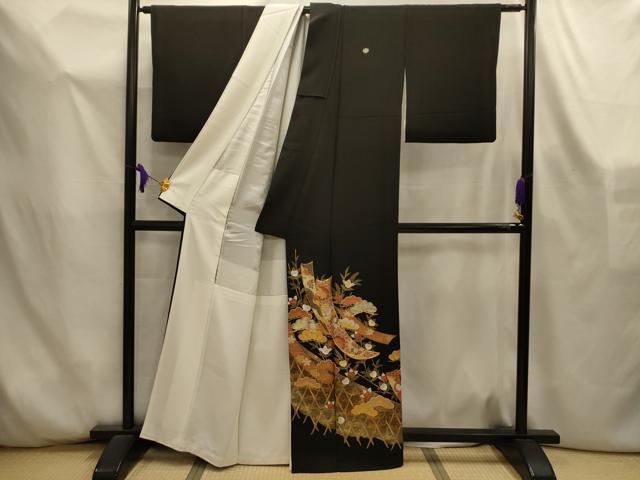 平和屋着物■豪華黒留袖 駒刺繍 螺鈿 飛鶴花短冊文 金彩 正絹 逸品 AABL4441sx