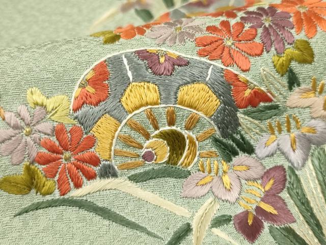 平和屋着物▼中国三大刺繍 蘇州刺繍 和装小物 半衿2点 総刺繍 片輪車花文 檜扇花文 金糸 正絹 逸品 未使用 AABL5355ay