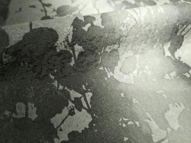 平和屋着物●日展作家 山本唯与志 レリーフ染 訪問着 蔦草シルエット 暈し染め 黒地 やまと誂製 正絹 逸品 AABL5493ck