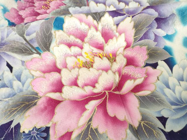 平和屋着物●豪華振袖 刺繍 花蝶文 暈し染め 金彩 銀通し地 正絹 逸品 AABL5511ck