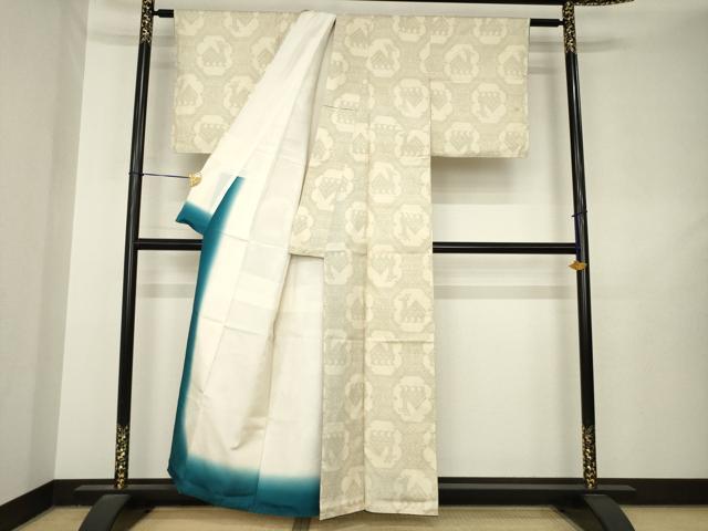 平和屋着物●本場大島紬 白大島 9マルキ 有栖川文様 正絹 逸品 AABL5599ck