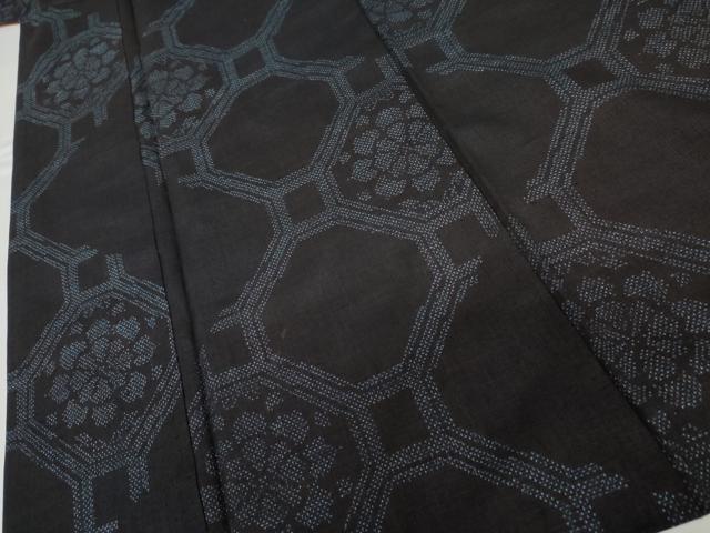 平和屋着物●本場結城紬 重要無形文化財 蜀江花文 正絹 逸品 AABL6467cs