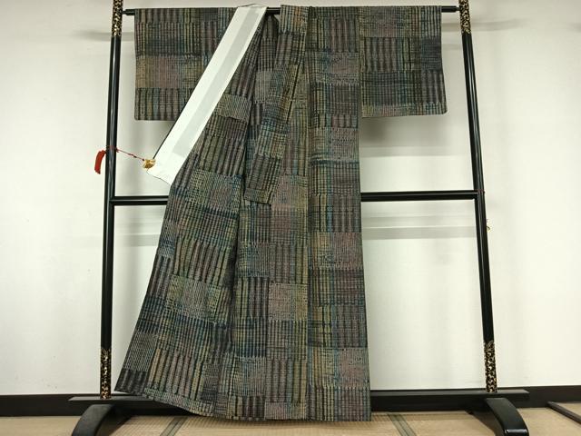 平和屋着物▽伝統工芸士 七代目 吉澤与市 紬 単衣 竜巻絞り 横段文 正絹 逸品 AABL6779jh