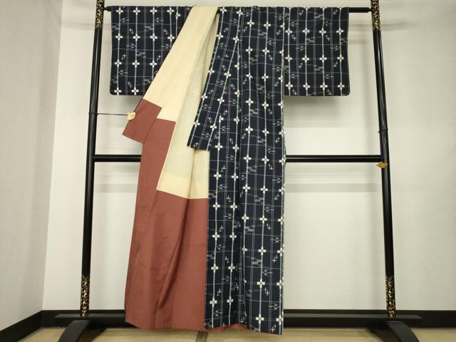 平和屋着物●本場琉球絣 紬 正絹 逸品 AABL7218ck