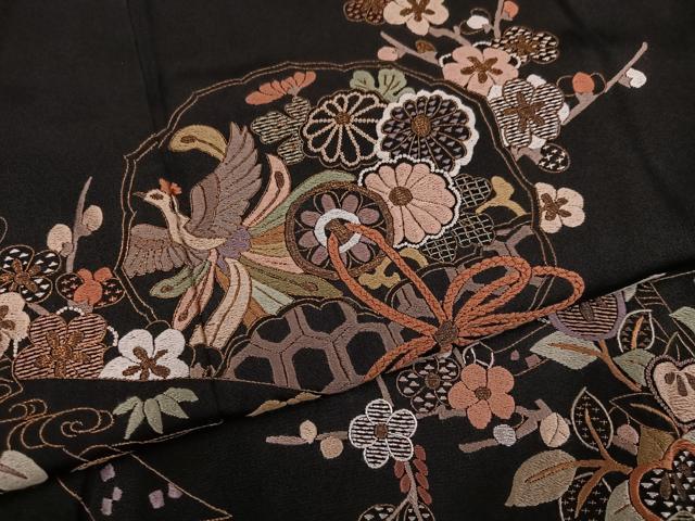 平和屋着物●豪華黒留袖 総刺繍 松竹梅鏡裏文 金糸 正絹 逸品 AABL7378ph