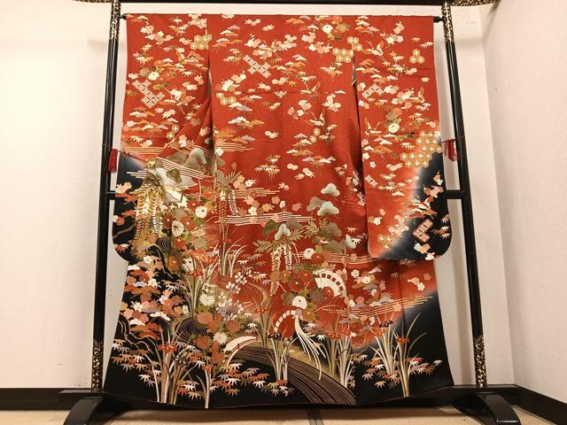平和屋着物●豪華振袖 駒刺繍 草花文 暈し染め 金彩 正絹 逸品 AABL7418ph