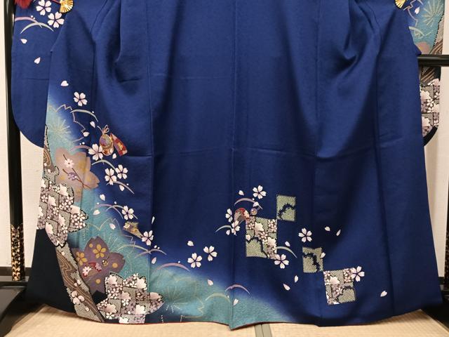 平和屋着物●豪華振袖 駒刺繍 桜 鈴 櫛 簪 暈し染め 金彩 正絹 逸品 AABL7471ph