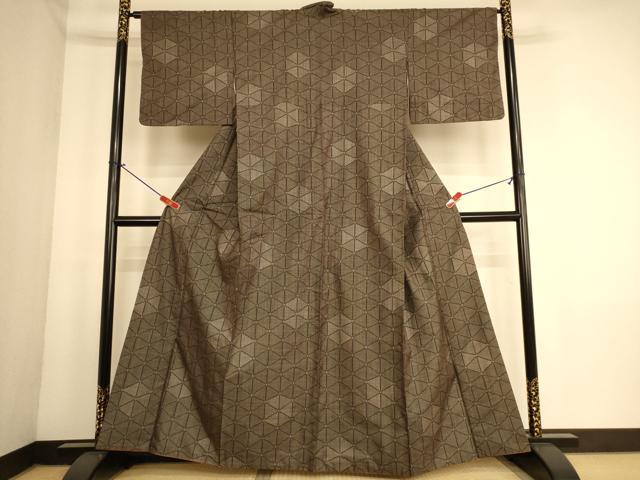 平和屋着物■本場大島紬 7マルキ 亀甲文 正絹 逸品 AABL7491br
