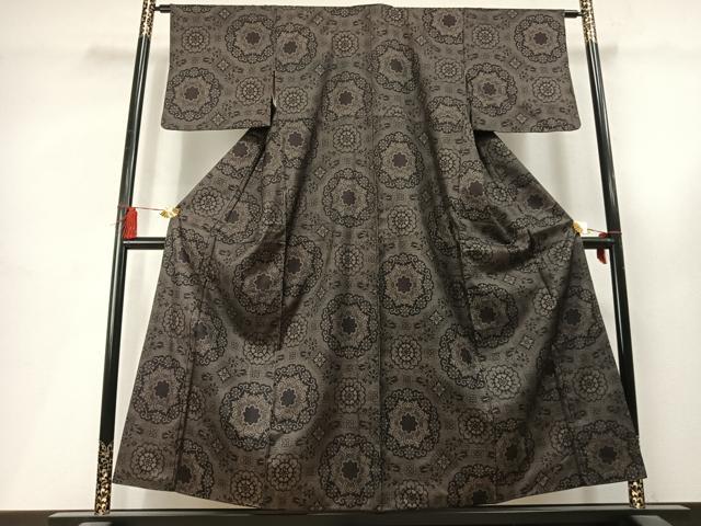 平和屋着物●本場大島紬 割り込み絣 吉祥花文 正絹 逸品 AABL8134fy