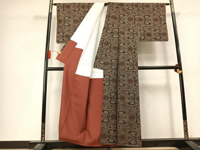 平和屋着物●本場大島紬 7マルキ 色紙花文 正絹 逸品 AABL8140fy