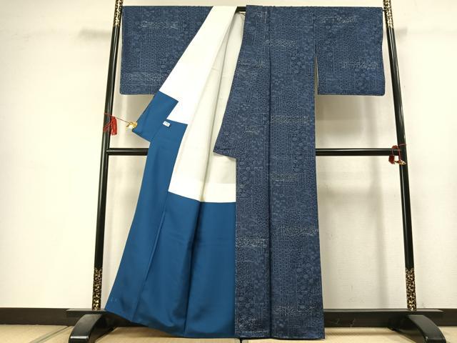 平和屋着物●本場染大島紬 藍 型染め 色紙重ね花文 正絹 逸品 未使用 AABL8233fy