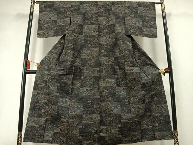 平和屋着物●本場大島紬 9マルキ 色紙風景立波文 黒地 正絹 逸品 AABL8520fy