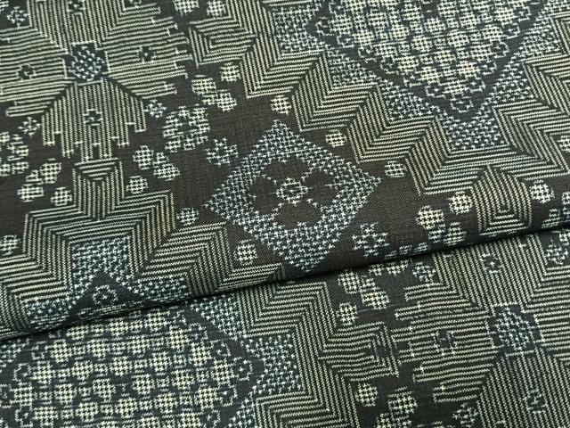 平和屋着物●本場大島紬 龍郷絣 正絹 逸品 AABL8622fy