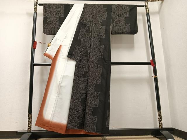 平和屋着物●本場大島紬 7マルキ 地空き 幾何学文様 正絹 逸品 AABL8802ph