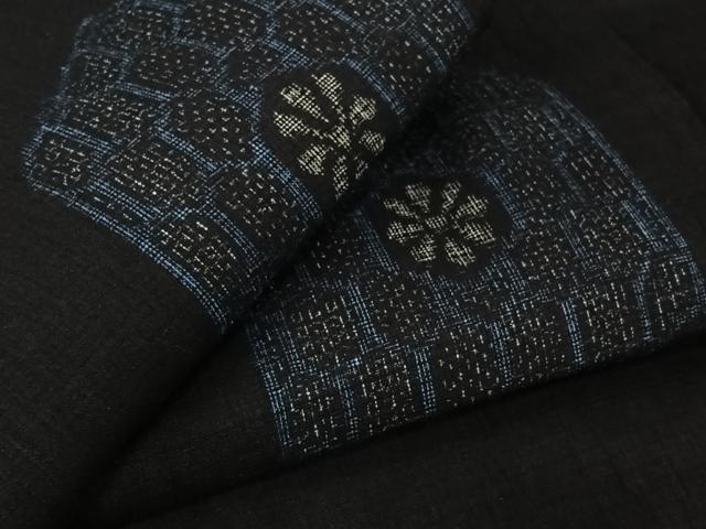 平和屋着物▽結城ちぢみ 単衣 亀甲花文 黒地 正絹 逸品 AABL9225jh
