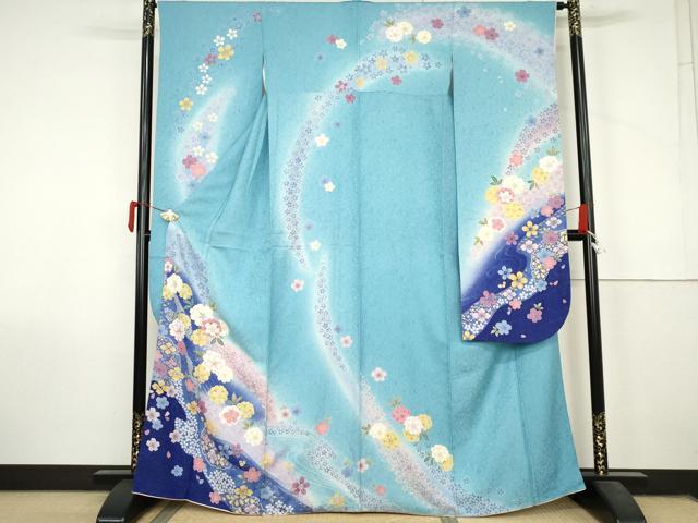平和屋着物●豪華振袖 駒刺繍 雪輪舞花文 暈し染め 金彩 銀通し地 正絹 逸品 AABL9398cs