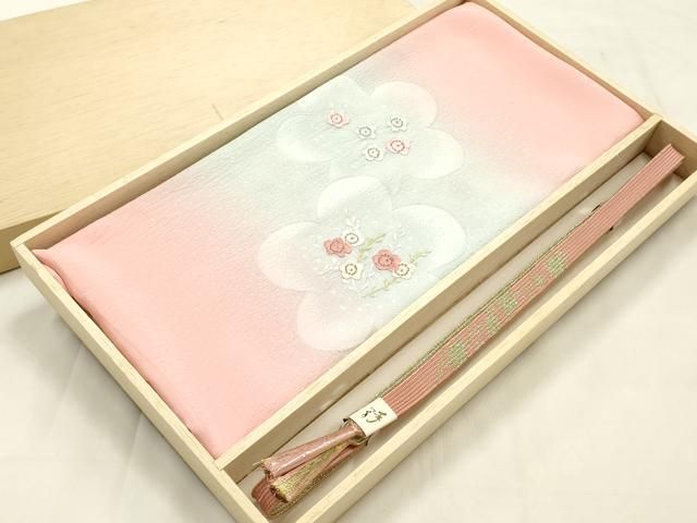 平和屋本店●和装小物 帯締め・帯揚げセット 高麗組 綾出し 刺繍 草花文 金糸 暈し染め 正絹 逸品 未使用 AABL9609ay