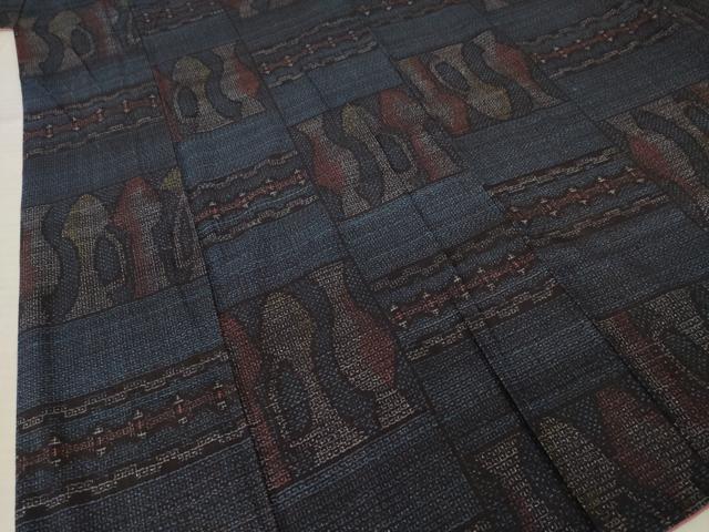 平和屋着物●本場結城紬 重要無形文化財 80亀甲 陶器文 正絹 逸品 AABM0007ck