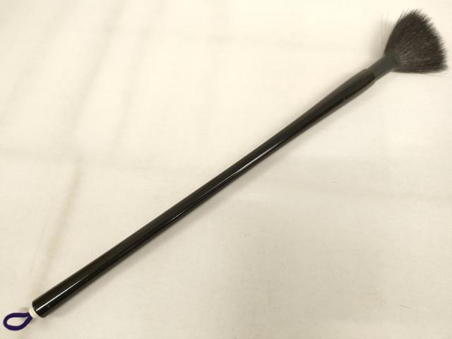 平和屋本店▼仏壇掃除筆・ブラシセット 熊野筆 山羊毛 馬毛 箱付き 法衣 寺院 仏具 仏教 僧侶 神職 装束 AABM0322ja