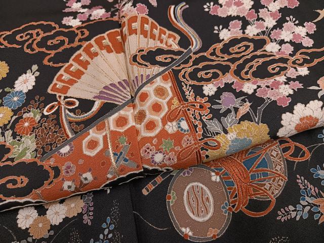 平和屋着物●豪華黒留袖 檜扇花楽器文 金彩 正絹 逸品 AABM0753ph