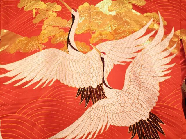 平和屋本店●色打掛 和装 婚礼 結婚式 花嫁 神社挙式 唐織 飛鶴山重ね松文 金糸 逸品 AABM0848fw