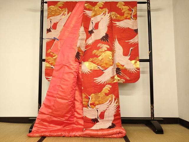 平和屋本店●色打掛 和装 婚礼 結婚式 花嫁 神社挙式 唐織 飛鶴山重ね松文 金糸 逸品 AABM0848fw