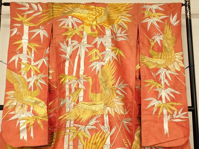 平和屋本店●色打掛 和装 婚礼 結婚式 花嫁 神社挙式 飛鶴笹竹文 金銀糸 金通し地 逸品 AABM0858fw