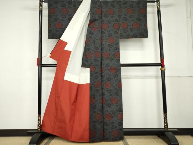 平和屋着物●本場大島紬 7マルキ 花唐草文 正絹 逸品 AABM2017cs