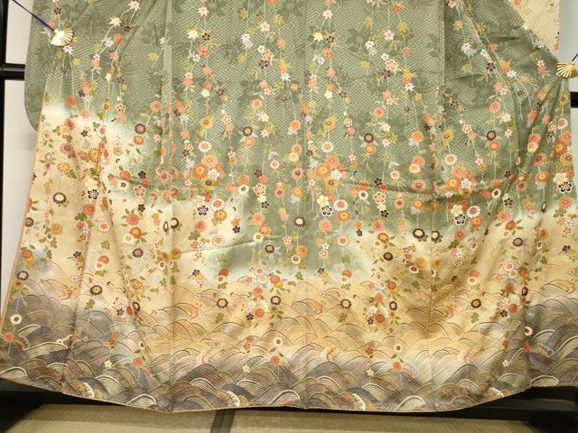 平和屋着物●豪華振袖 駒刺繍 立波枝垂れ花文 暈し染め 金彩 正絹 逸品 AABM2486ck