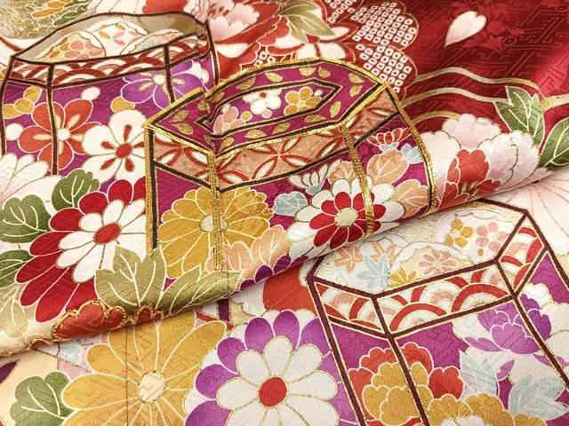 平和屋着物●豪華振袖 駒刺繍 貝桶花文 金彩 正絹 逸品 AABM2545ph