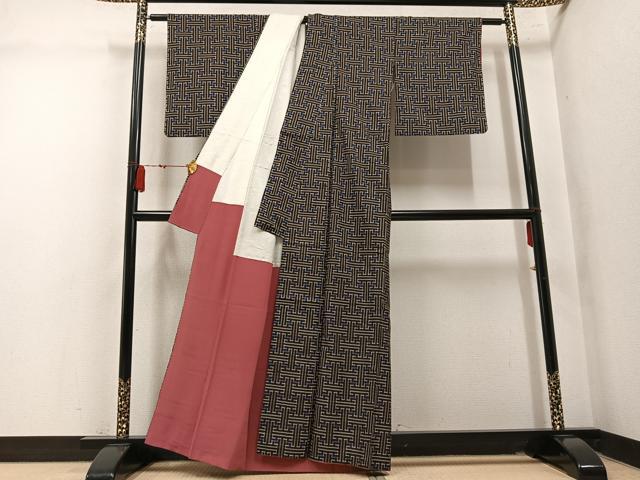 平和屋着物●本場大島紬 龍郷絣 秋名バラ アンサンブル 正絹 逸品 AABM2615ph