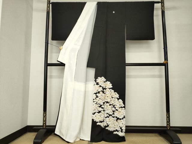 平和屋着物●豪華色留袖 作家物 駒刺繍 松 黒地 正絹 逸品 AABM3053ck