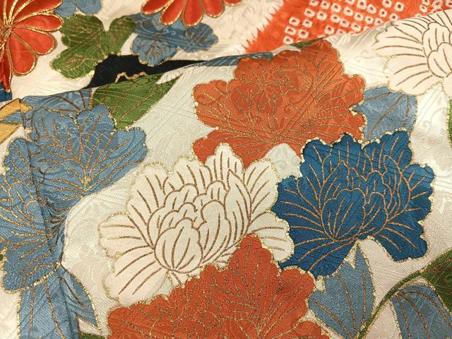 平和屋着物●豪華振袖 駒刺繍 絞り 御所車花文 金彩 正絹 逸品 AABM3243ph