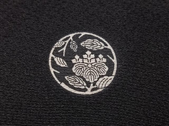 平和屋着物●豪華黒留袖 作家物 駒刺繍 流水花文 金彩 正絹 逸品 未使用 AABM3282ph