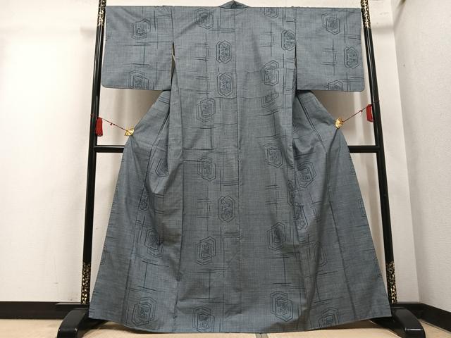 平和屋着物●本場大島紬 7マルキ 亀甲文 正絹 逸品 AABM3346ph