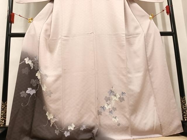 平和屋着物●訪問着 葡萄蔦の葉文 暈し染め 金彩 鈴乃屋扱い 正絹 逸品 AABM3398ph