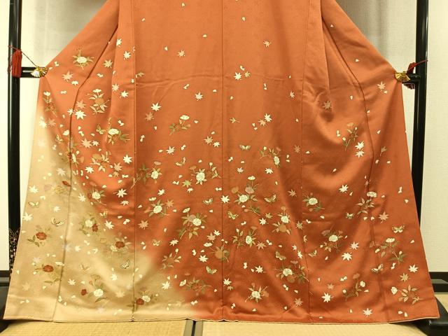 平和屋着物●訪問着 駒刺繍 花蝶文 暈し染め 金彩 正絹 逸品 未使用 AABM3714fy