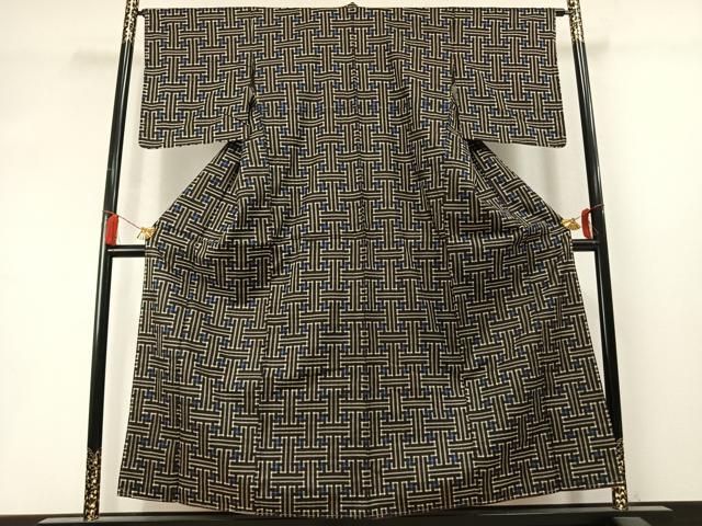 平和屋着物●本場大島紬 龍郷絣 秋名バラ 正絹 逸品 AABM3870fy