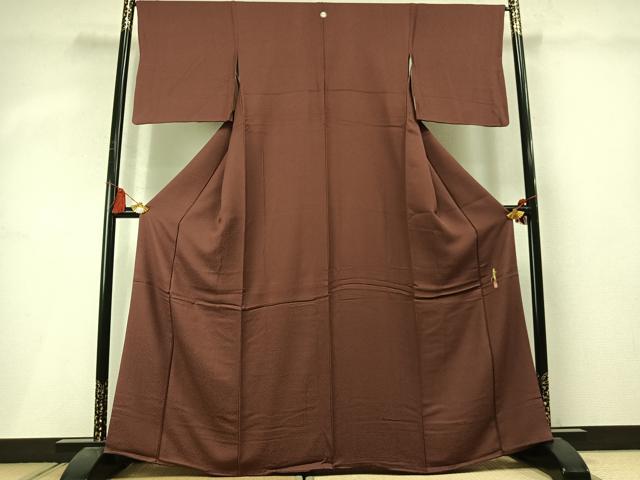 平和屋着物●本草木染作家 瑞寶 色無地 紋意匠 小豆色 三越扱い 正絹 逸品 AABM4001fy