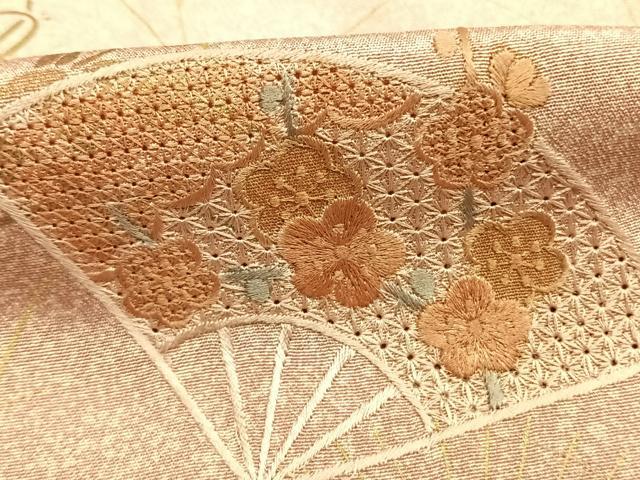 平和屋着物●中国三大刺繍 スワトウ刺繍 汕頭刺繍 訪問着 扇面花文 暈し染め 金彩 正絹 逸品 AABM4083fy