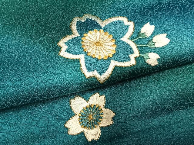 平和屋着物●小振袖 二尺袖 総刺繍 舞桜文 暈し染め 金糸 洗える着物 AABM4215fy