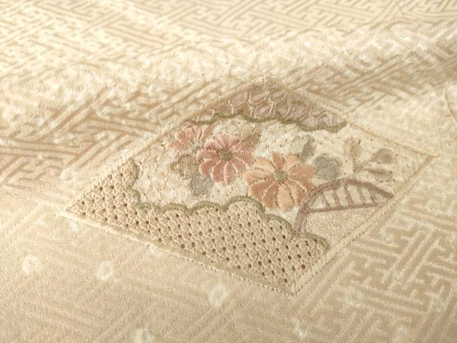 平和屋着物●中国三大刺繍 スワトウ刺繍 汕頭刺繍 総刺繍 訪問着 絞り 花菱文 西武百貨店扱い 正絹 逸品 AABM4296ck
