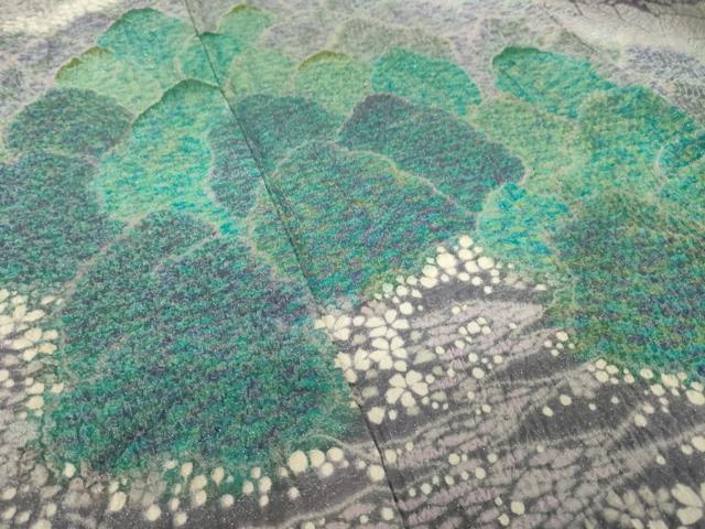 平和屋着物●十日町 名門 滝泰謹製 訪問着 刺繍 樹林霞文 おぼろ染 襲ね絞り 銀通し地 正絹 逸品 未使用 AABM4333ck