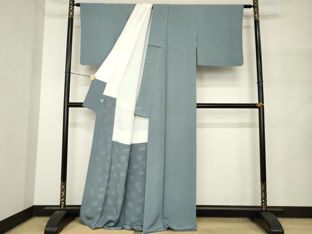平和屋着物●人間国宝 初代 六谷梅軒(六谷紀久男)錐彫り 重要無形文化 財伊勢型紙 江戸小紋 市松鮫小紋柄 正絹 逸品 AABM4355ck