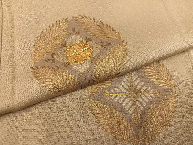 平和屋着物●訪問着 黄金繭 駒刺繍 草花文 金彩 正絹 逸品 AABM5193ph