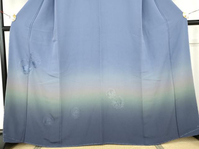 平和屋着物●中国三大刺繍 スワトウ刺繍 汕頭刺繍 総刺繍 訪問着 花絵皿文 暈し染め 正絹 逸品 未使用 AABM5591cs